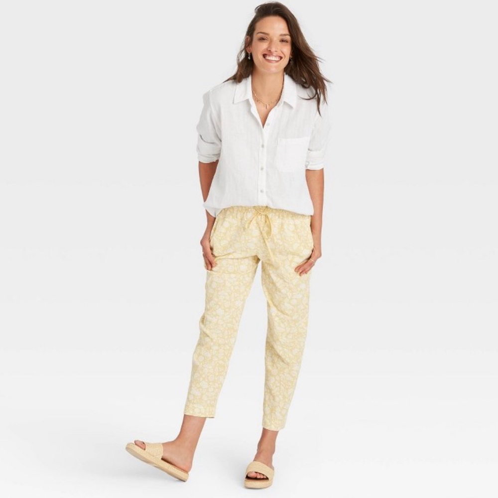 Target Universal Thread white gauze blouse, S, EUC